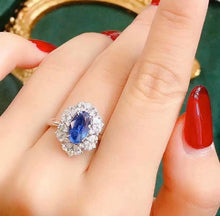 Load image into Gallery viewer, 1.7ct Royal Blue Sapphire
