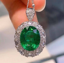 Load image into Gallery viewer, 4.64ct Verdant Green Emerald, Insignificant Oil, VIBRANT Brilliance