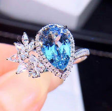 Load image into Gallery viewer, 3.8ct Aquamarine