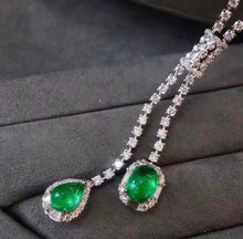 Load image into Gallery viewer, 2.82ct Muzo Green Emerald, Insignificant Oil