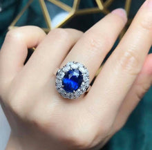 Load image into Gallery viewer, 4.81ct Unheated Cornflower Blue Sapphire