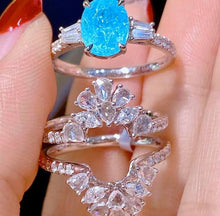 Load image into Gallery viewer, 2.08ct Neon Blue Paraiba