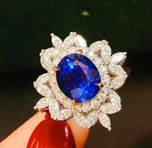 Load image into Gallery viewer, 4.58ct Royal Blue Sapphire