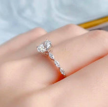 Load image into Gallery viewer, 1.01ct G, SI Diamond