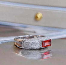 Load image into Gallery viewer, 0.7ct Unheated Pigeon Blood Ruby