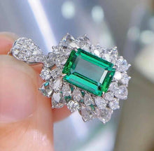 Load image into Gallery viewer, 2.6ct Vivid Green Emerald