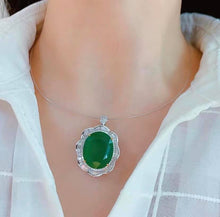 Load image into Gallery viewer, 11.55ct Vivid Green Emerald