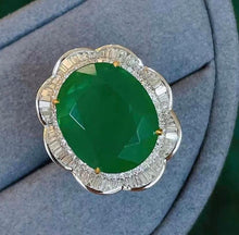 Load image into Gallery viewer, 11.55ct Vivid Green Emerald
