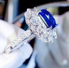 Load image into Gallery viewer, 3.52ct Unheated Royal Blue Sapphire