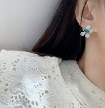 Load image into Gallery viewer, 13.2mm & 11.7mm Australian White South Sea Pearls. Full Round, Excellent Luster, Flawless!