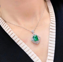 Load image into Gallery viewer, 3.6ct GLASSY Vivid Green Emerald