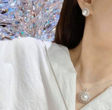 Load image into Gallery viewer, 9-10mm & 12.9mm Australian White South Sea Pearls. Full Round, Excellent Luster, Flawless
