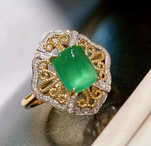 Load image into Gallery viewer, 1.9ct Vivid Green Emerald