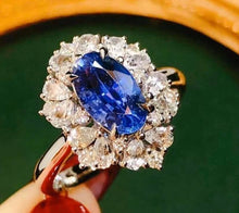 Load image into Gallery viewer, 1.7ct Royal Blue Sapphire