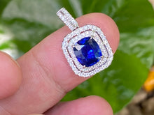 Load image into Gallery viewer, 3.02ct Royal Blue Sapphire

