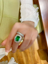 Load image into Gallery viewer, 5ct MUZO Green Emerald
