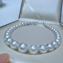 Load image into Gallery viewer, 13-15.9mm Phoenix Grade Australian White Southsea Pearls
