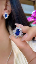 Load image into Gallery viewer, 5.23ct Royal Blue Sapphire
