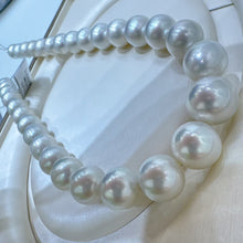 Load image into Gallery viewer, 13-15.9mm Phoenix Grade Australian White Southsea Pearls

