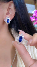 Load image into Gallery viewer, 5.23ct Royal Blue Sapphire
