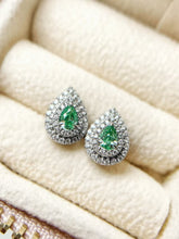 Load image into Gallery viewer, 0.365ct Green Diamonds

