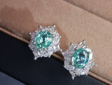 Load image into Gallery viewer, 1.8ct Neon Green Paraibas
