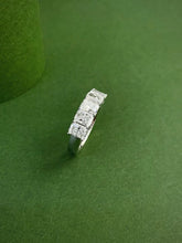 Load image into Gallery viewer, 2.5ct RADIANT Cut Diamonds #2

