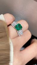 Load image into Gallery viewer, 2.1ct Vivid Green Emerald
