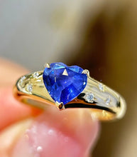 Load image into Gallery viewer, 1.76ct Unheated Color Change Sapphire

