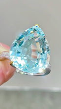 Load image into Gallery viewer, 11ct Blue Aquamarine
