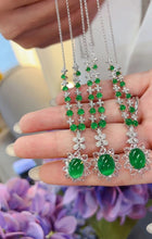 Load image into Gallery viewer, 5ct Vivid Green Emerald
