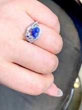 Load image into Gallery viewer, 2.3ct Unheated Blue Sapphire
