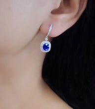 Load image into Gallery viewer, 2.89ct Royal Blue Sapphires
