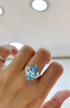 Load image into Gallery viewer, 5.5ct Aquamarine Ring

