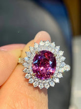 Load image into Gallery viewer, 2.56ct Unheated Sapphire
