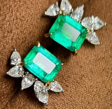 Load image into Gallery viewer, 3.47ct INSIGNIFICANT OIL Vivid Green Emeralds

