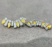 Load image into Gallery viewer, 1.46+0.987ct Yellow &amp; White Diamonds
