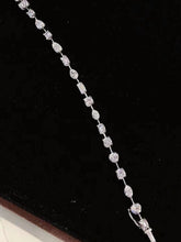 Load image into Gallery viewer, 4ct Fancy Diamond Bracelt
