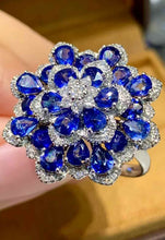 Load image into Gallery viewer, 4.2ct Royal Blue Sapphire Ring
