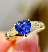 Load image into Gallery viewer, 1.76ct Unheated Color Change Sapphire
