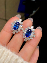 Load image into Gallery viewer, 5.23ct Royal Blue Sapphire

