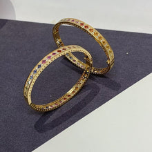 Load image into Gallery viewer, 4.96ct Fancy Sapphires
