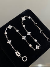 Load image into Gallery viewer, 0.9ct Diamond Bracelet
