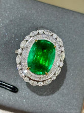Load image into Gallery viewer, 5ct MUZO Green Emerald
