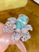 Load image into Gallery viewer, 2.4ct Neon Green Paraiba
