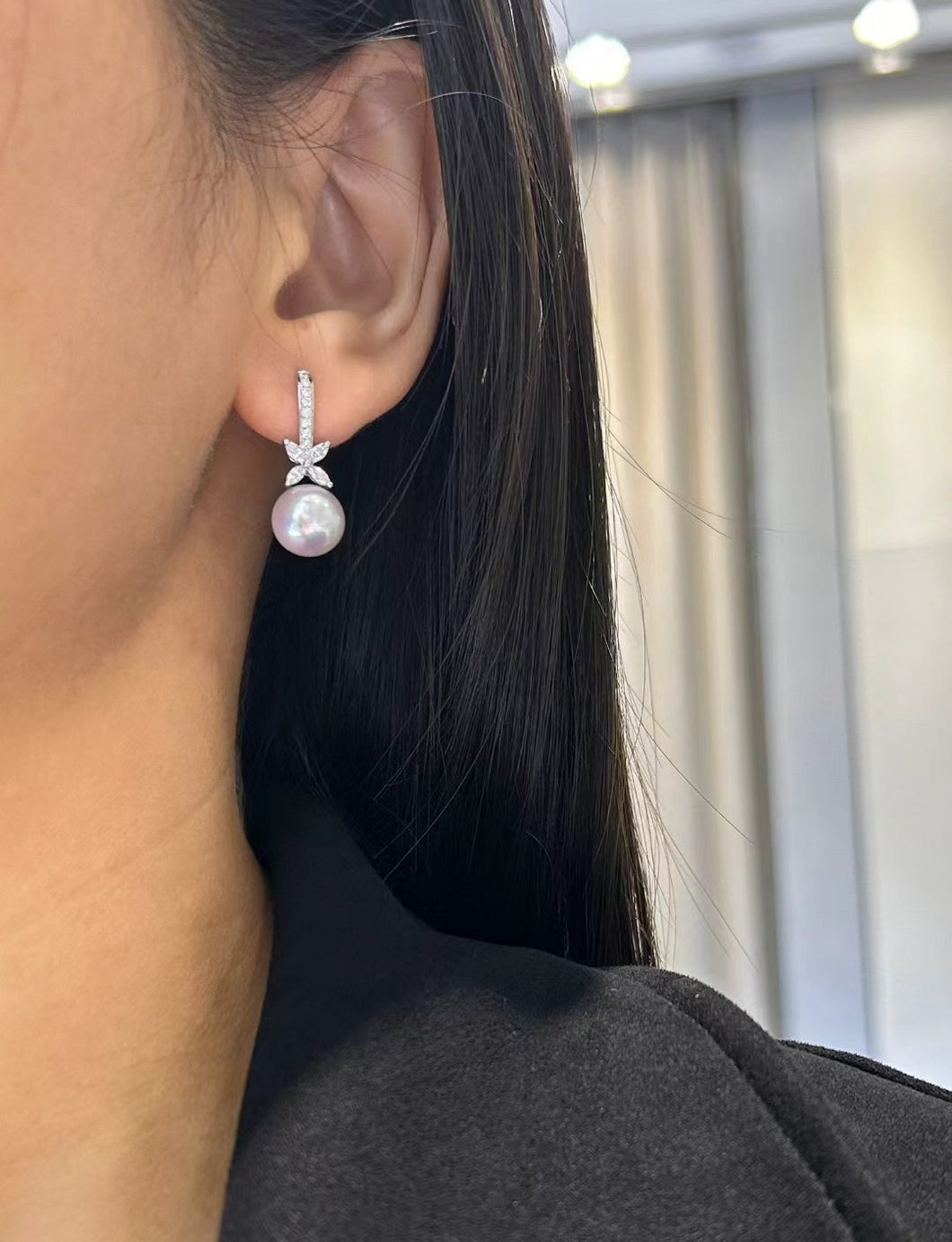 9.6mm Akoya Pearl Earring