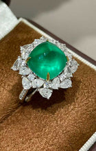 Load image into Gallery viewer, 5.65ct Vivid Green Emerald
