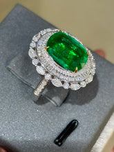 Load image into Gallery viewer, 5ct MUZO Green Emerald
