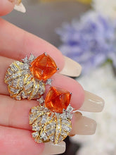 Load image into Gallery viewer, 11ct Fanta Garnet Earrings
