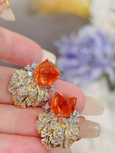 Load image into Gallery viewer, 11ct Fanta Garnet Earrings
